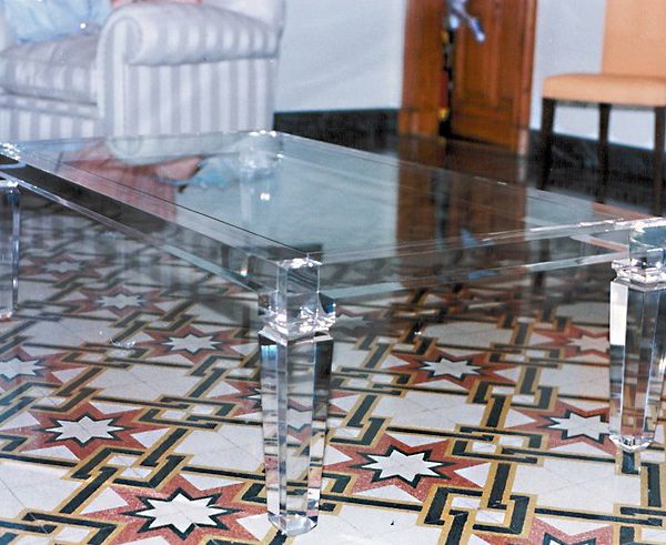 Moderna Coffee Table